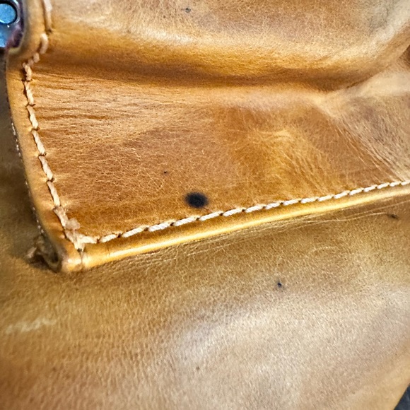 Beautiful DCBG LEATHER bag - Picture 5 of 8